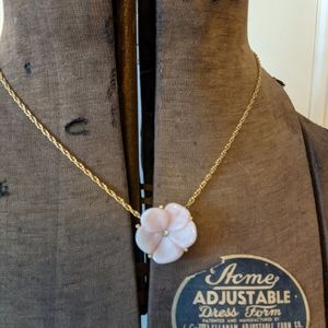Vintage Avon flower necklace